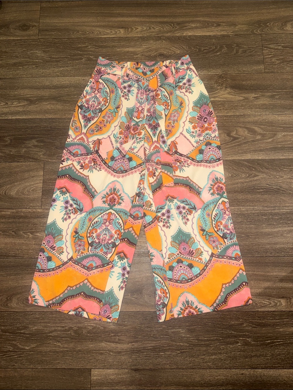 Wide-Leg Paisley Print Pants in Pink & Orange